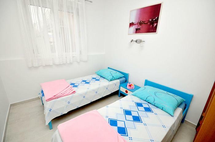 Villa Antonio โตรกีร์ ภายนอก รูปภาพ